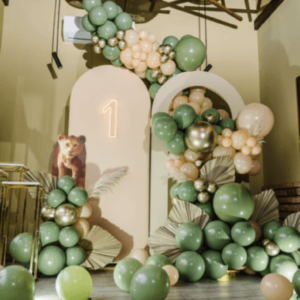 高級百日宴專業場地佈置 - $49880起